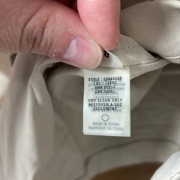 Elie Tahari size 6 tan sleeveless belted button down dress with pork chop pocket - Picture 7 of 10